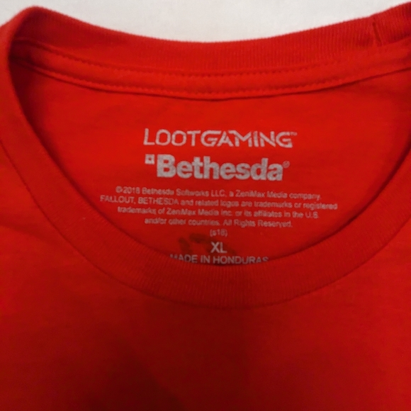 Bethesda Fallout 4 Nuka World Red T-Shirt XL - Picture 4 of 4